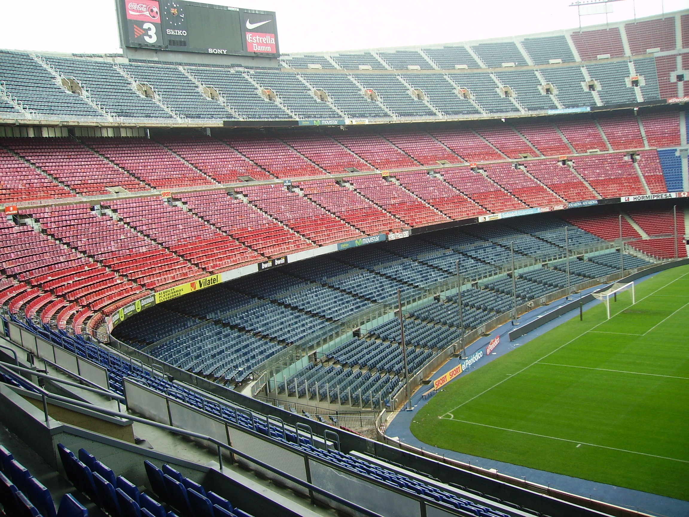Camp_Nou_Barcellona.jpg