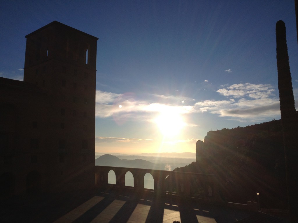 How to get to Montserrat?